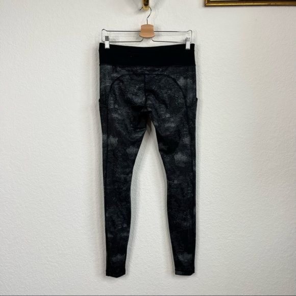 Lululemon Speed Tight II *Full-On Luxtreme Sequin Snake Slate Black / Black - Picture 6 of 14